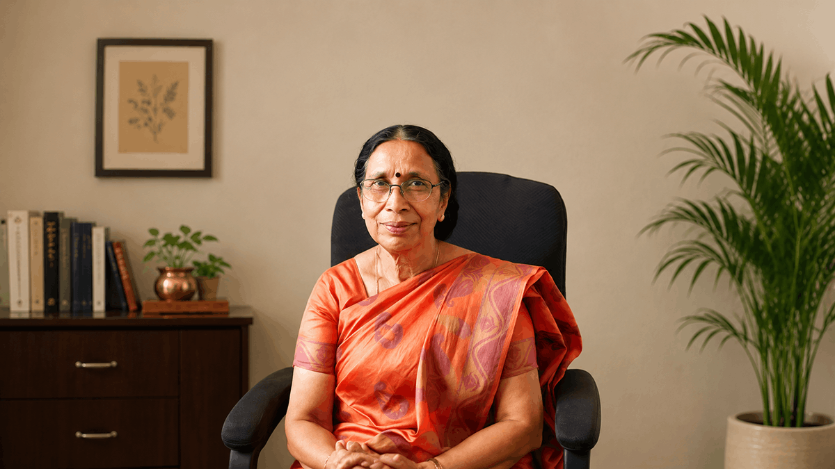 Dr. Salini, DHMS